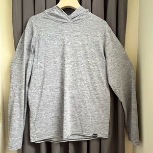 Patagonia long sleeve gray hoodie size small